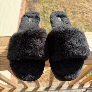 Black Ugg Slippers size 10